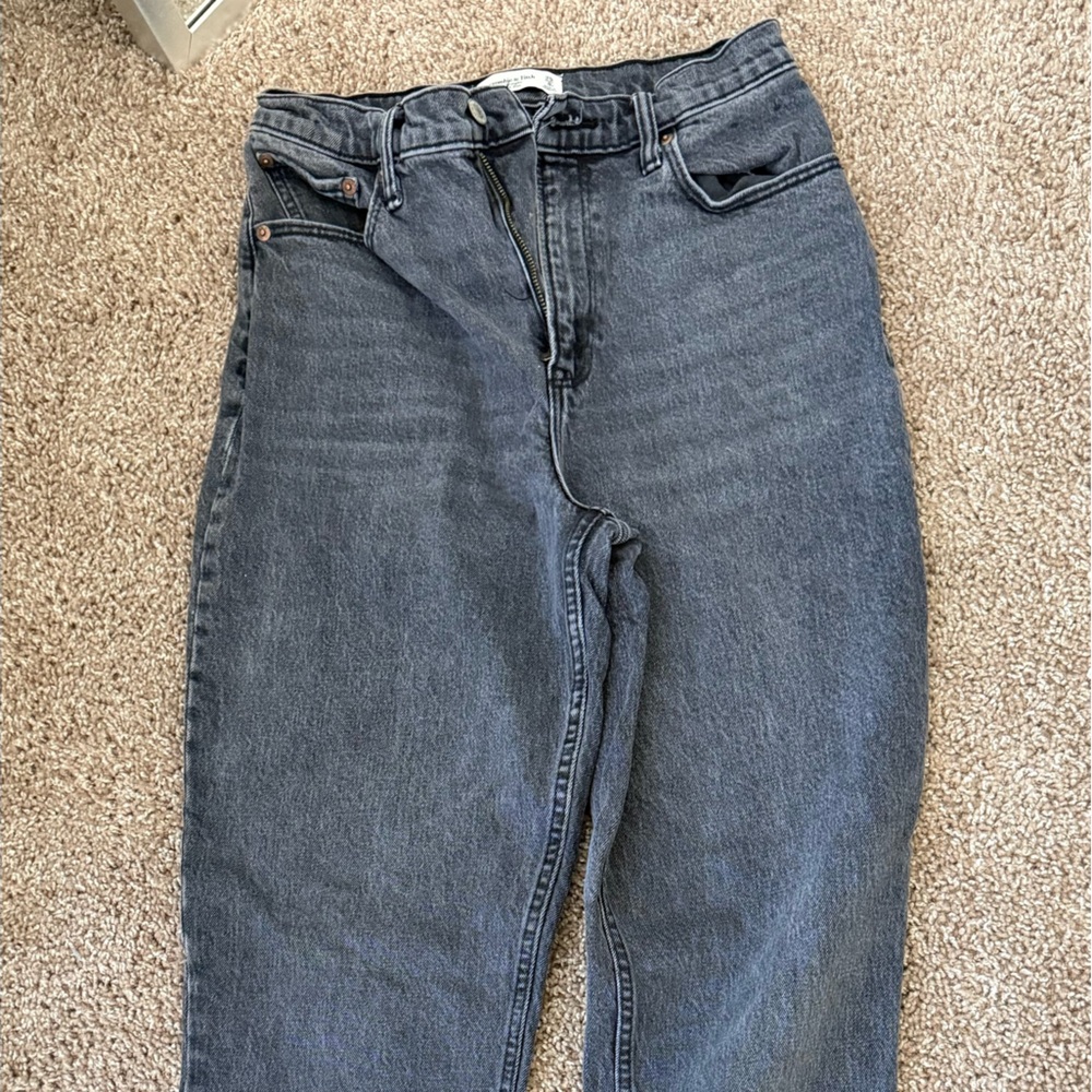 Abercrombie and Fitch Jeans The 90s Straight Ultra High Rise Curve Love 8R/29